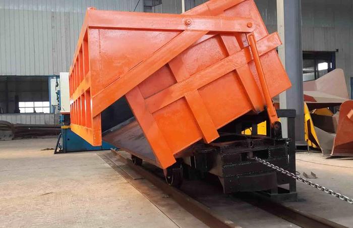 Side-Dump Mine Cart